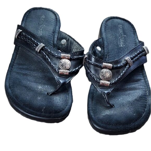 Minnetonka Black Leather Flip Flops - Picture 2 of 6